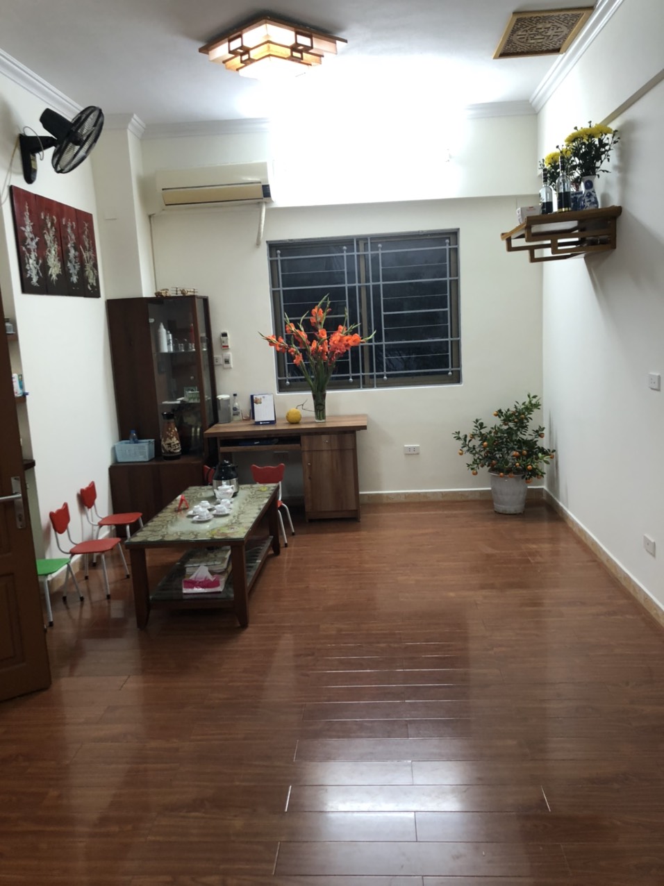 Cho Thuê Căn Hộ B2 Hàm Nghi.- Mỹ Đình. DT 70m2.2N.2VS